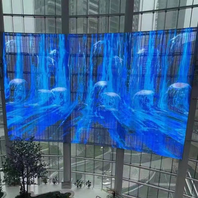 Windows Şeffaf LED Ekranı 1000mm Panel Boyutu LED Mesh Ekranı 32768 Nokta/M2 Piksel yoğunluğu