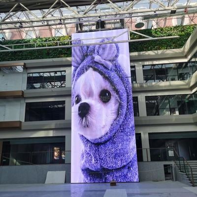 P10 LED Şeffaf Video Duvarı 120 Derece Görme açısı 10000 Saat Yaşam Süresi