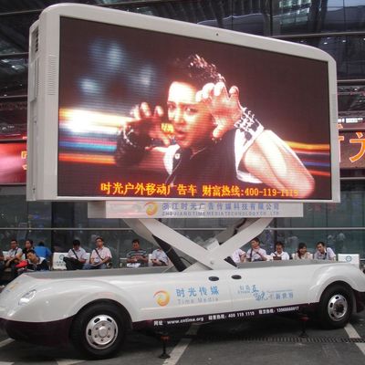 Özelliklendirilebilir Dijital Mobil Kamyon Su geçirmez LED Reklam Kamyonu Eczane için