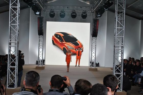 P1.5mm HD İç mekan etkinliği kiralama ekran ekran sahne arka plan video duvarı