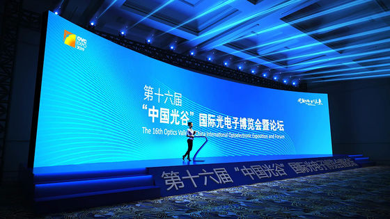 İyi bir fiyat. Gmars-P Kiralama Esnek LED Ekran Sahne Gösteri Su geçirmez IP65 LED Panel Ekranı Stand Truss Yapısı çevrimiçi