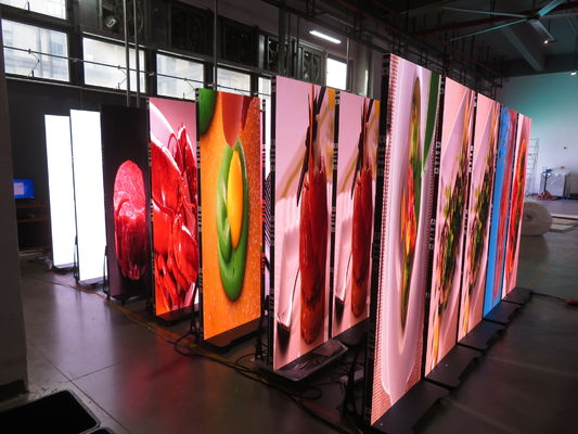 İyi bir fiyat. Gposter-A, herhangi bir olay için en iyi katlanabilir LED afişidir. çevrimiçi