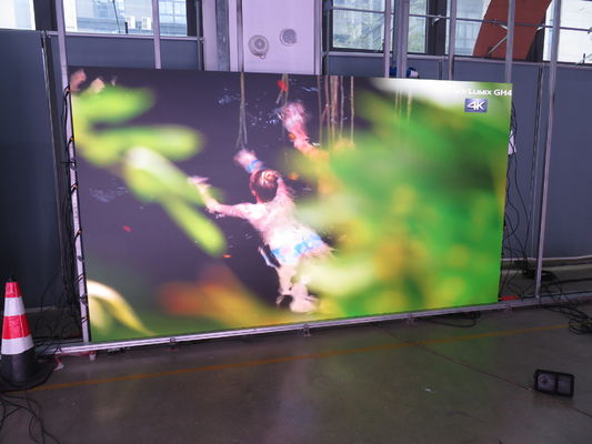 İyi bir fiyat. 600*337.5mm P0.9\P1.25 Ultra HD 2K/4K HD LED ekranındaki netlik çevrimiçi
